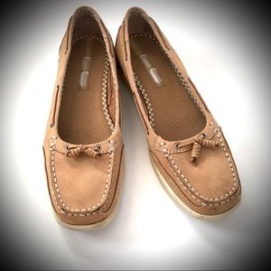 BASS boater: Leather EUC